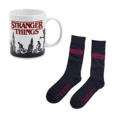 Set taza y calcetines paladone stranger